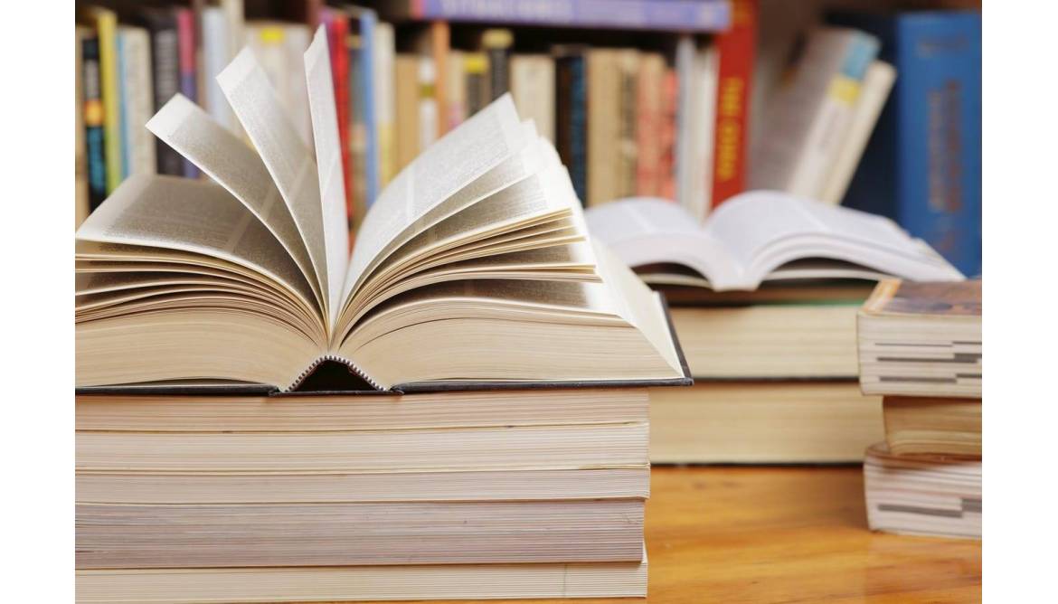 Gdzie poza bibliotekami zaopatrywać się w książki akademickie?